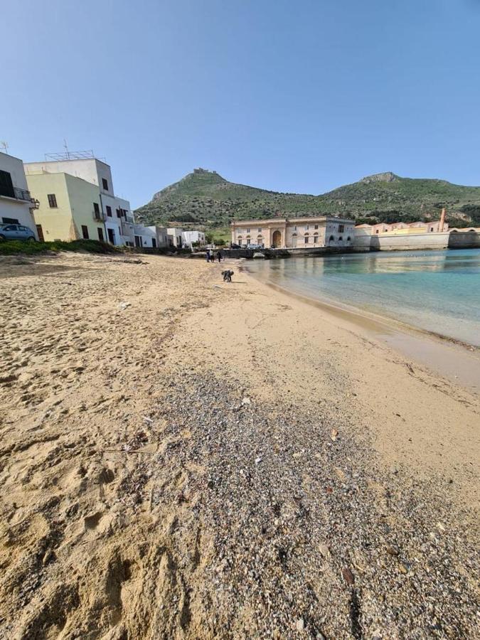 Апартаменти A Due Passi Dal Mare Фавіньяна Екстер'єр фото